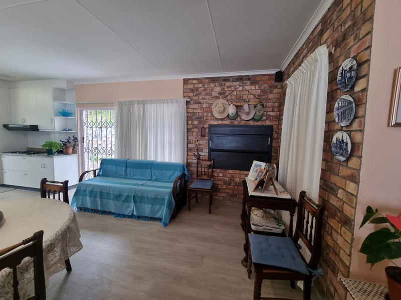 4 Bedroom Property for Sale in Dwarswegstrand Western Cape